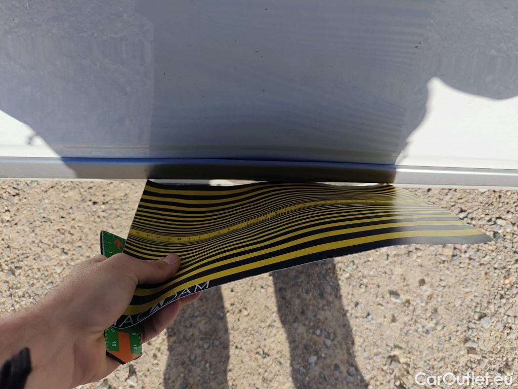  Hyundai   Ioniq HYUNDAI / 2019 / 5P / berlina con portón 1.6 GDI HEV Tecno DCT #2