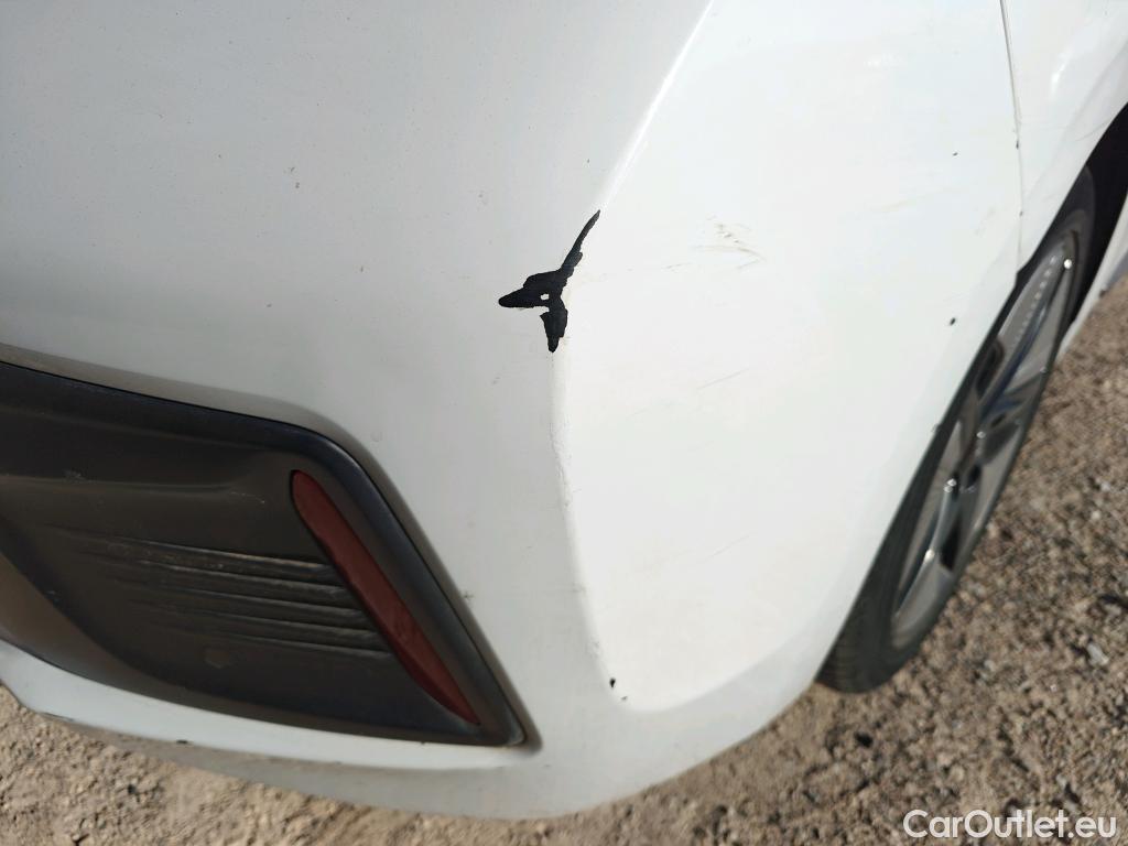  Hyundai   Ioniq HYUNDAI / 2019 / 5P / berlina con portón 1.6 GDI HEV Tecno DCT #46