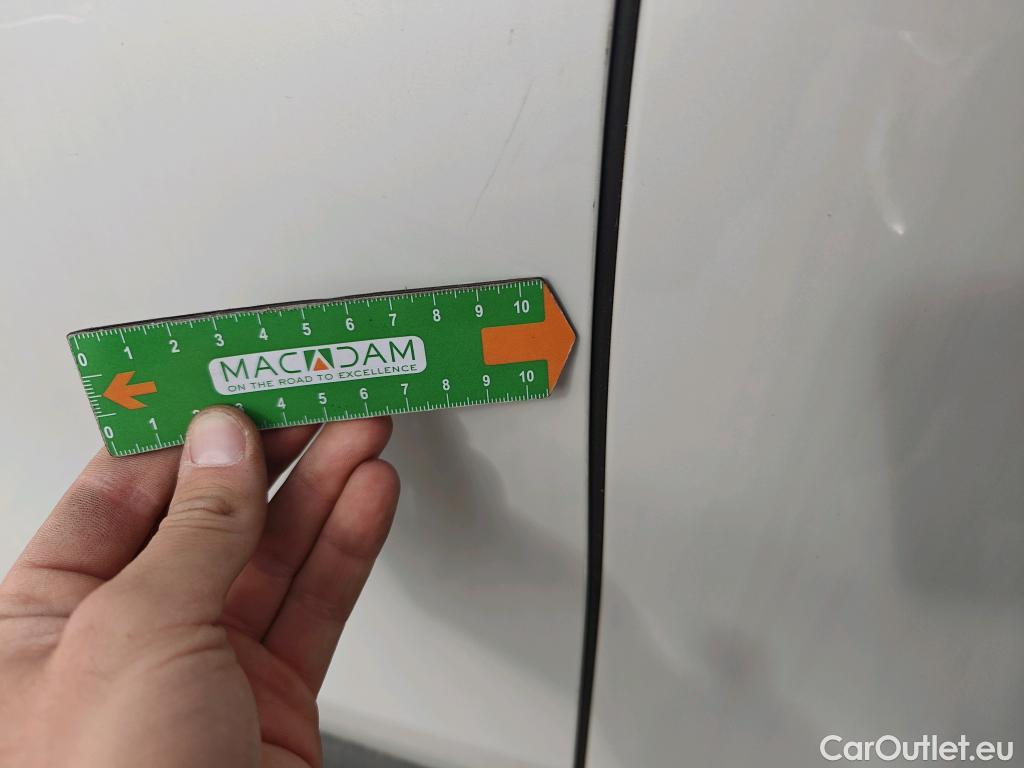  Bmw  X1 BMW  / 2019 / 5P / todoterreno sDrive16d Business #35