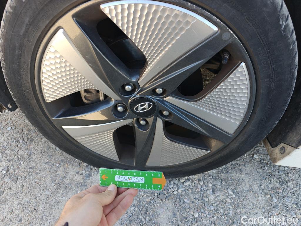  Hyundai   Ioniq HYUNDAI / 2019 / 5P / berlina con portón 1.6 GDI HEV Tecno DCT #29