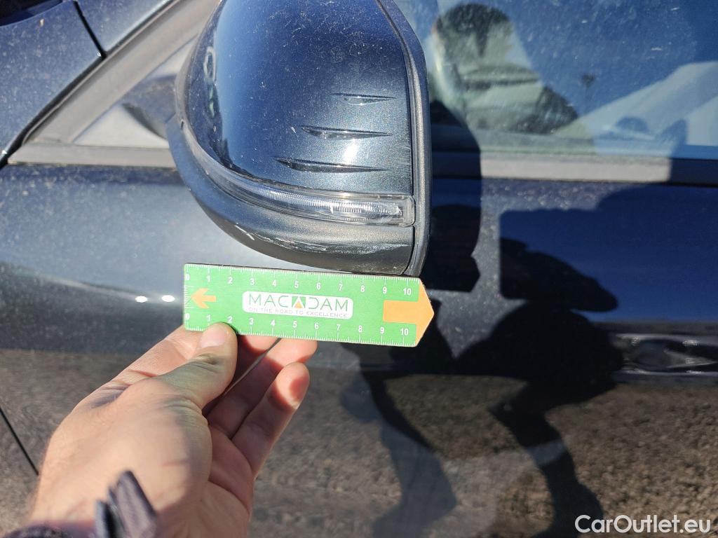  Bmw  Serie 1 BMW  / 2019 / 5P / berlina con portón 116d #57