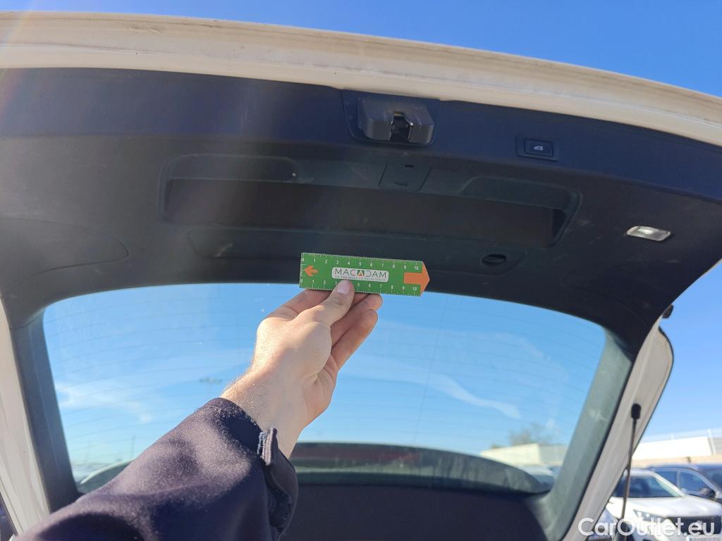  Audi  A4 AUDI  / 2019 / 5P / familiar Avant Advanced 30 TDI 100kW S tronic #37