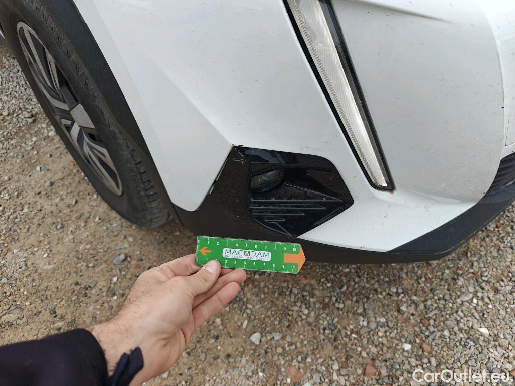  Peugeot  2008 PEUGEOT  / 2019 / 5P / todoterreno Active BlueHDI 81kW (110CV) #35