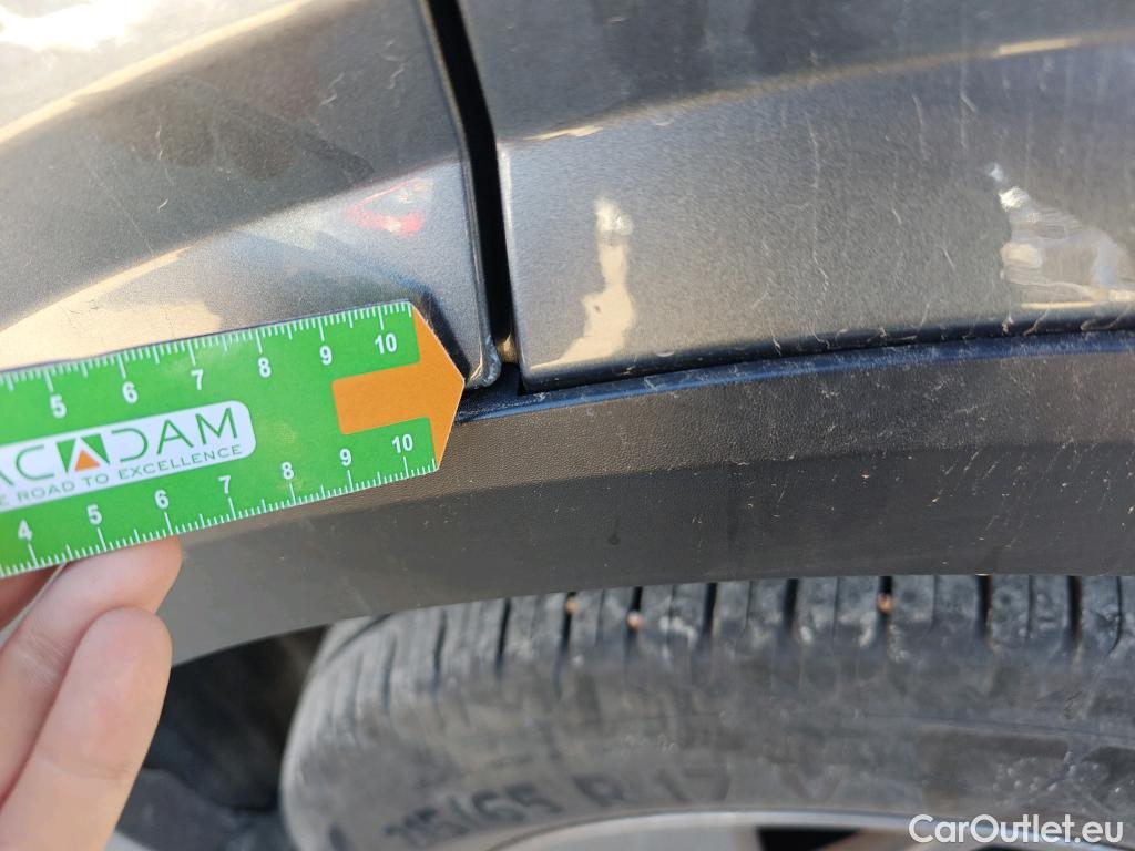  Nissan  Qashqai NISSAN  / 2021 / 5P / todoterreno DIG-T 116kW (158CV) mHEV Xtronic Acenta (AC) #49