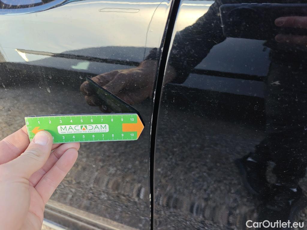  Mercedes  CLA-Klasse MERCEDES-BENZ CLA / 2019 / 4P / coupé CLA 180 #17