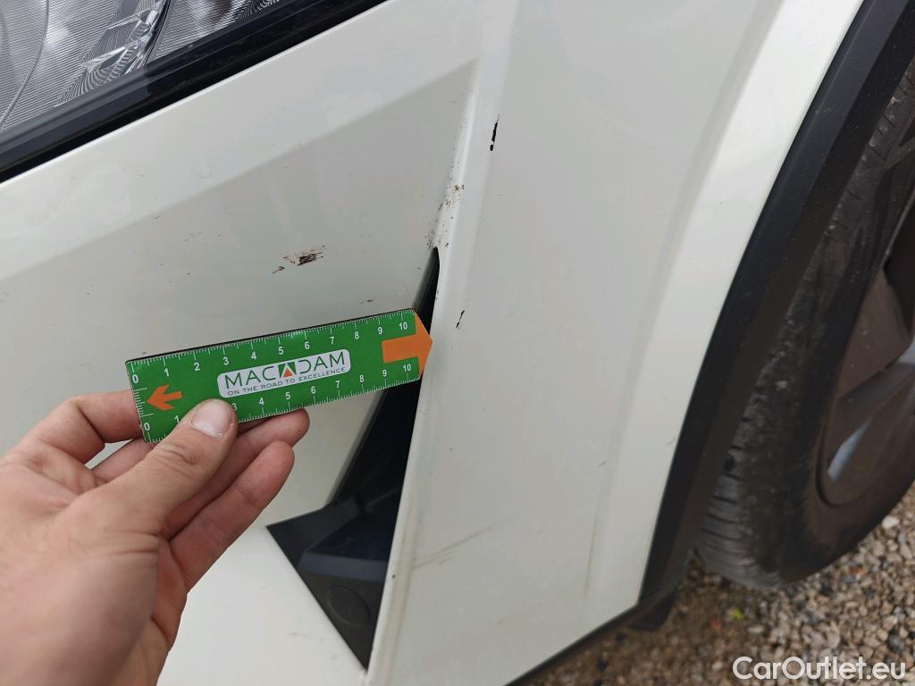  Nissan  Qashqai NISSAN  / 2021 / 5P / todoterreno DIG-T 116kW (158CV) mHEV Xtronic Acenta (AC2) #21