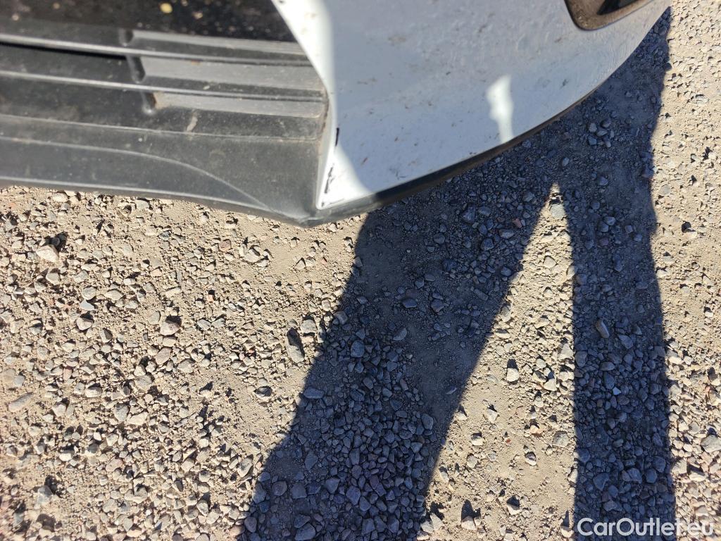  KIA  Sportage KIA  / 2018 / 5P / todoterreno 1.6 MHEV Concept 85kW (115CV) 4x2 #17