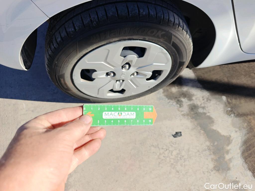  KIA  Picanto KIA  / 2017 / 5P / berlina con portón 1.0 CVVT 49kW (67CV) Concept #17