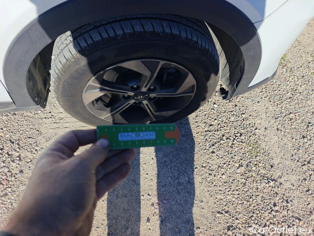  KIA  XCeed KIA  / 2019 / 5P / todoterreno 1.0 T-GDi Drive 88kW (120CV) #6