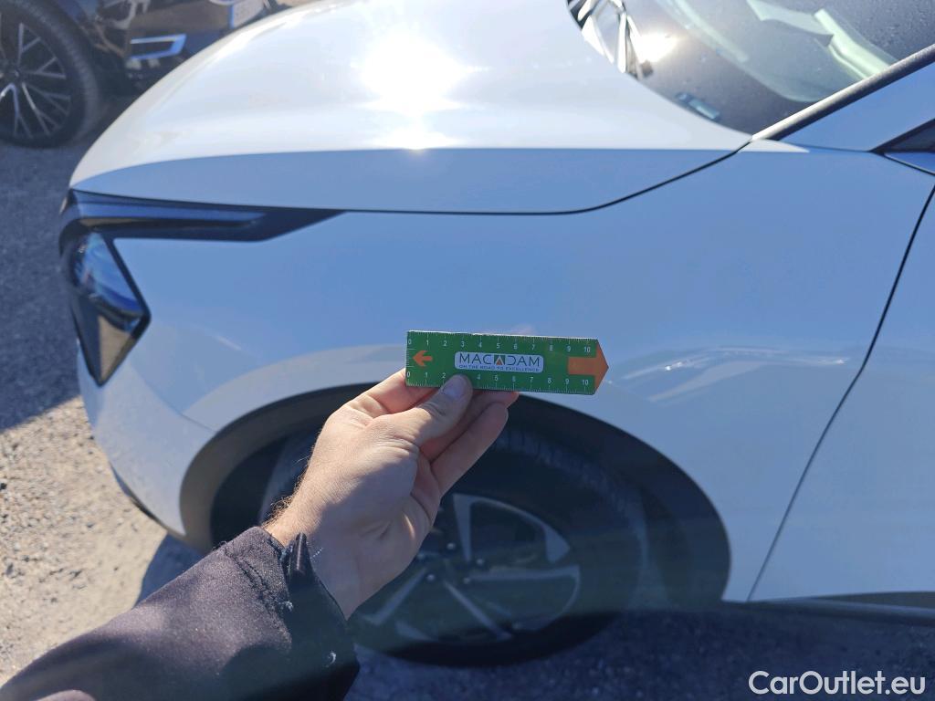  KIA  Sportage KIA  / 2022 / 5P / todoterreno 1.6 T-GDi 110kW (150CV) Drive 4x2 #40