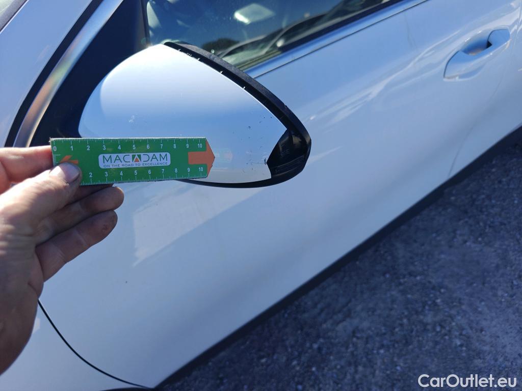  KIA  XCeed KIA  / 2019 / 5P / todoterreno 1.0 T-GDi Drive 88kW (120CV) #33