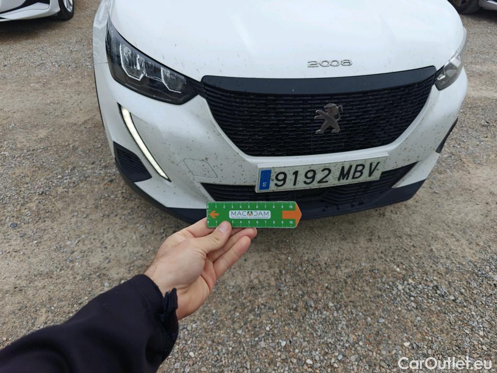  Peugeot  2008 PEUGEOT  / 2019 / 5P / todoterreno Active Pack Puretech 100 S&S BVM6 #45