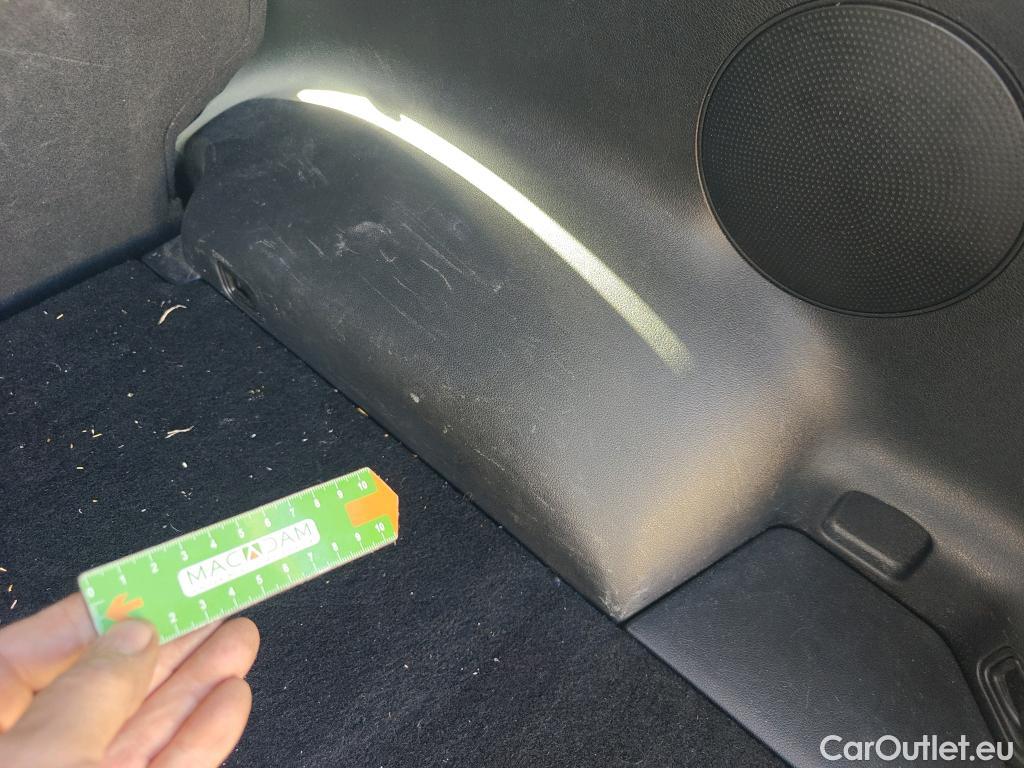  KIA  Sportage KIA  / 2018 / 5P / todoterreno 1.6 MHEV Concept 85kW (115CV) 4x2 #9