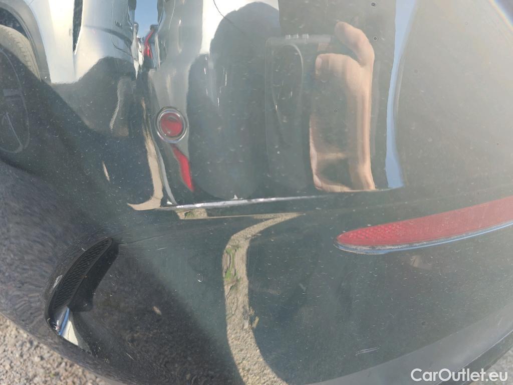  Mercedes  CLA-Klasse MERCEDES-BENZ CLA / 2019 / 4P / coupé CLA 180 #36