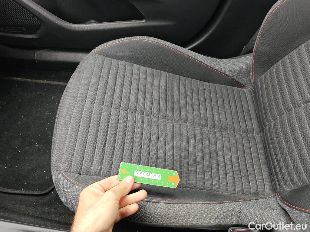  Peugeot  2008 PEUGEOT  / 2019 / 5P / todoterreno Active Pack Puretech 100 S&S BVM6 #9