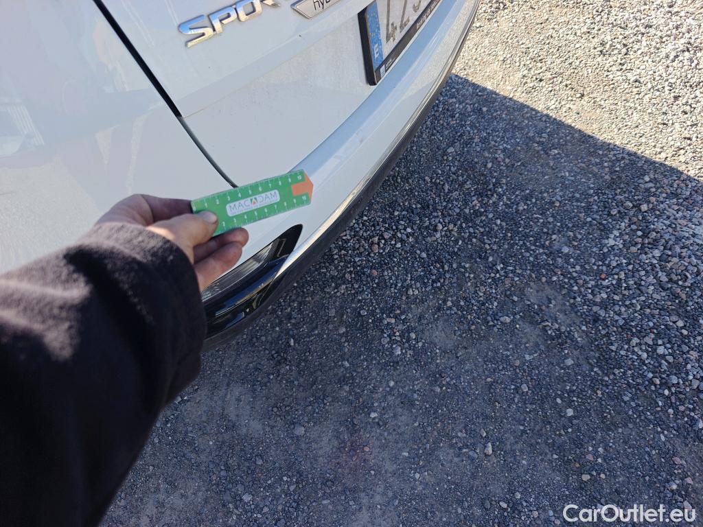  KIA  Sportage KIA  / 2018 / 5P / todoterreno 1.6 MHEV Concept 85kW (115CV) 4x2 #19