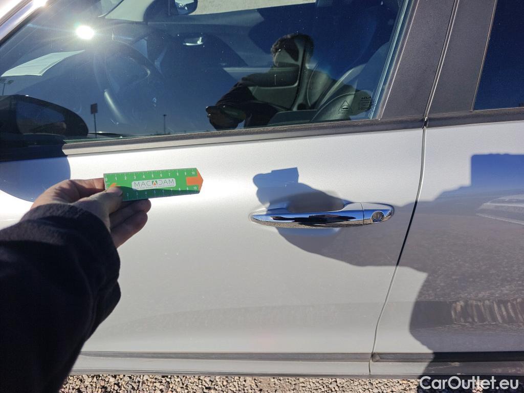  KIA  Niro KIA  / 2019 / 5P / crossover 1.6 GDi HEV 104kW (141CV) Drive #5