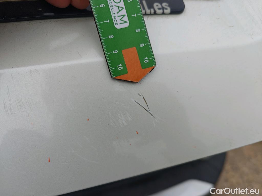  Peugeot  2008 PEUGEOT  / 2019 / 5P / todoterreno Active Pack Puretech 100 S&S BVM6 #4