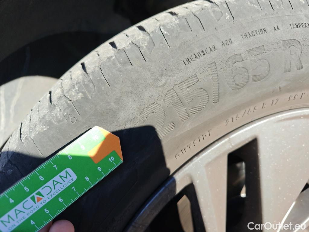  Nissan  Qashqai NISSAN  / 2021 / 5P / todoterreno DIG-T 116kW (158CV) mHEV Xtronic Acenta (AC) #39