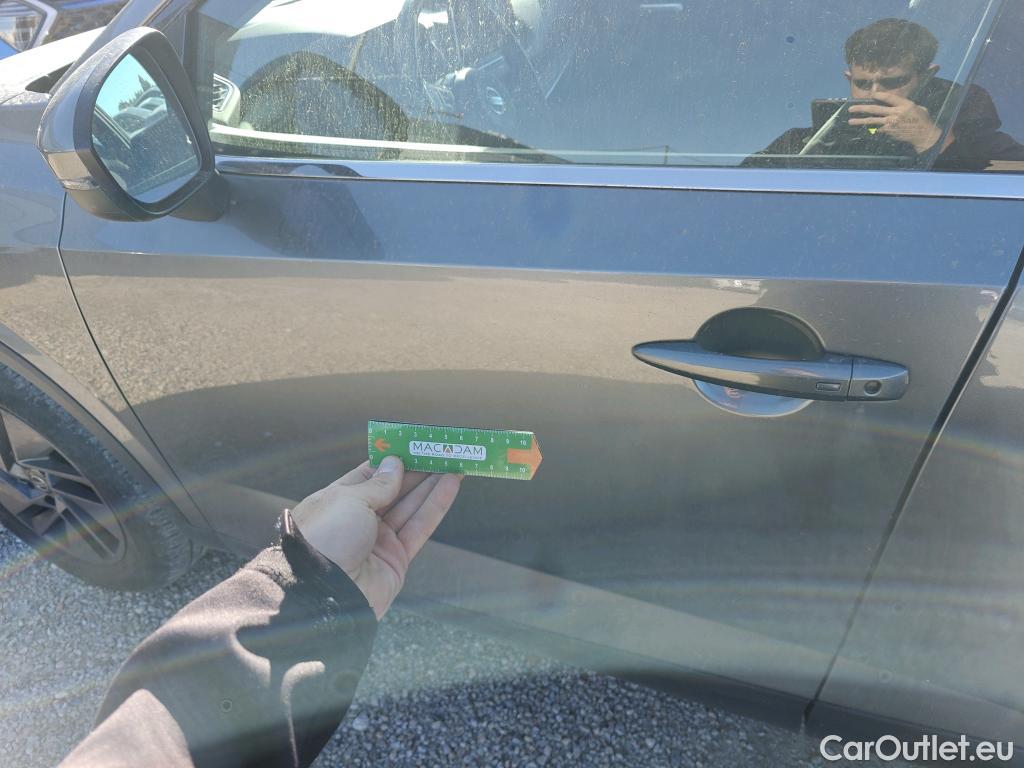  Nissan  Qashqai NISSAN  / 2021 / 5P / todoterreno DIG-T 116kW (158CV) mHEV Xtronic Acenta (AC) #10