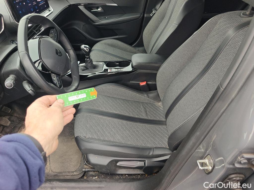  Peugeot  2008  Allure 1.2 PureTech 100CV MT6 E6d #23