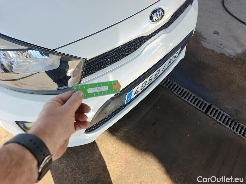  KIA  Picanto KIA  / 2017 / 5P / berlina con portón 1.0 CVVT 49kW (67CV) Concept #8