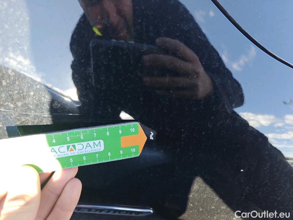  Mercedes  CLA-Klasse MERCEDES-BENZ CLA / 2019 / 4P / coupé CLA 180 #46