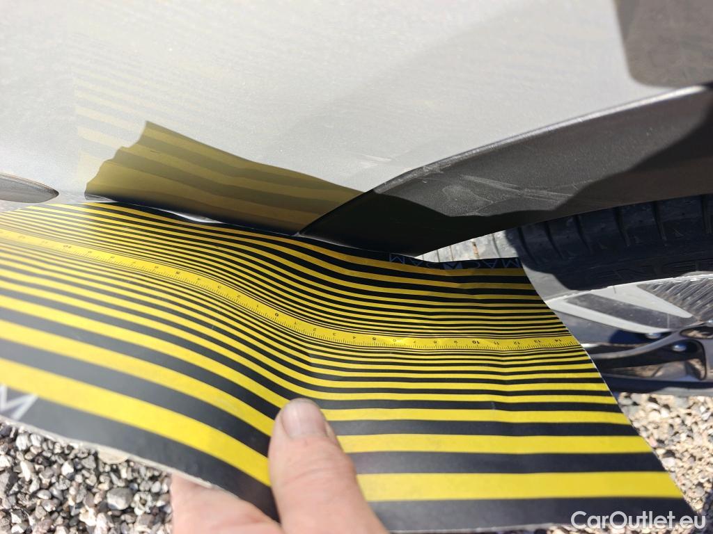  KIA  Niro KIA  / 2019 / 5P / crossover 1.6 GDi HEV 104kW (141CV) Drive #2