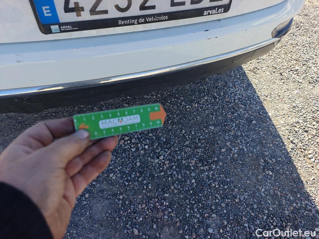  KIA  Sportage KIA  / 2018 / 5P / todoterreno 1.6 MHEV Concept 85kW (115CV) 4x2 #24