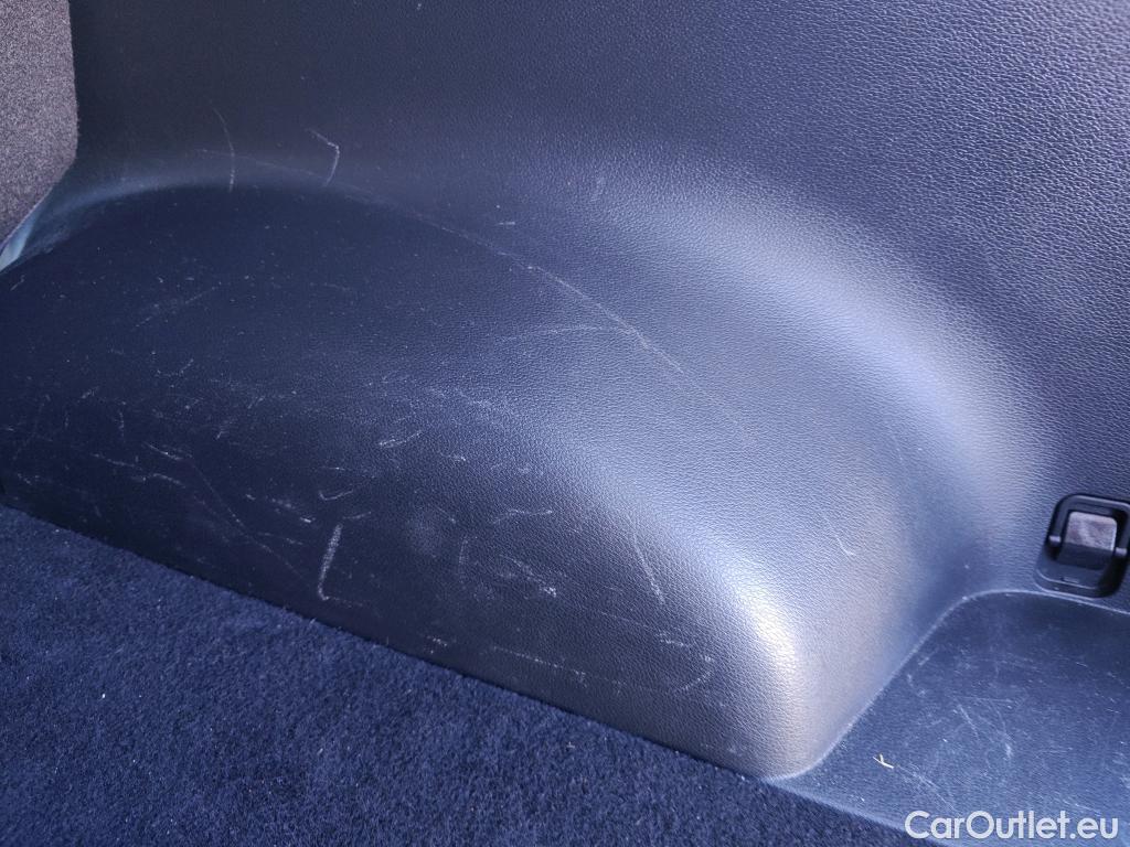  KIA  Sportage KIA  / 2022 / 5P / todoterreno 1.6 T-GDi 110kW (150CV) Drive 4x2 #17