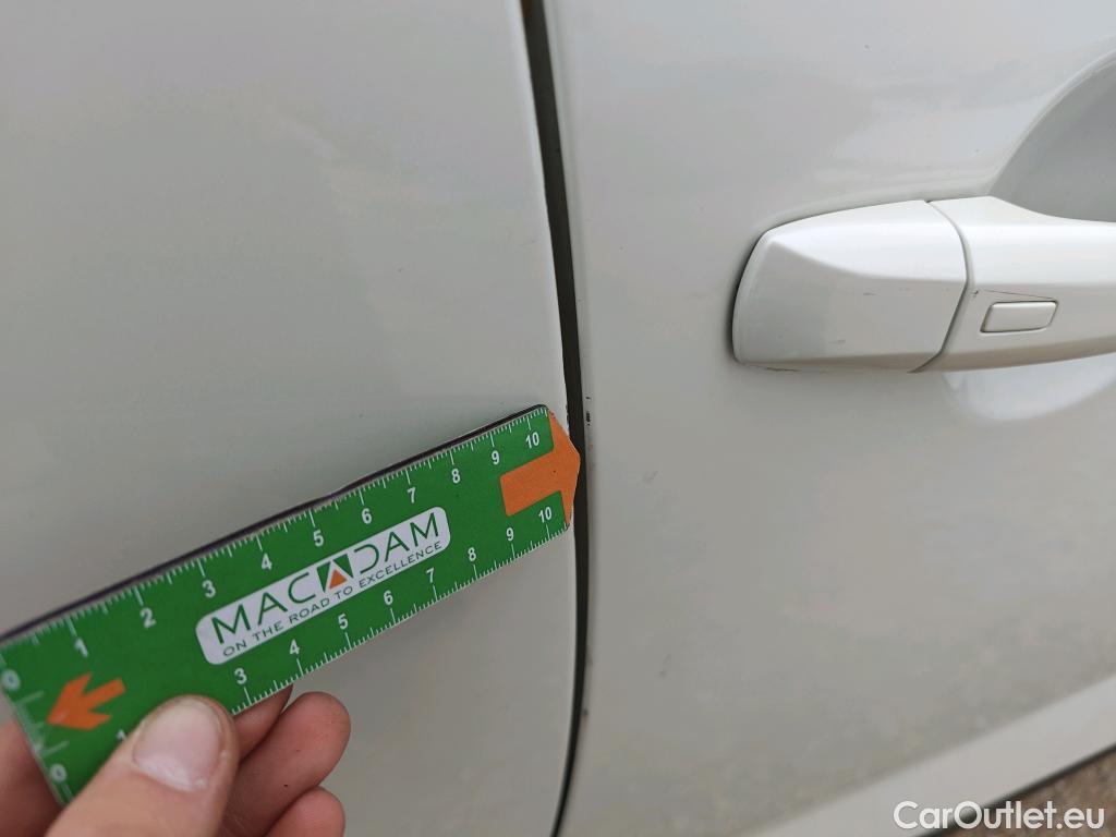  Nissan  Qashqai NISSAN  / 2021 / 5P / todoterreno DIG-T 116kW (158CV) mHEV Xtronic Acenta (AC2) #33