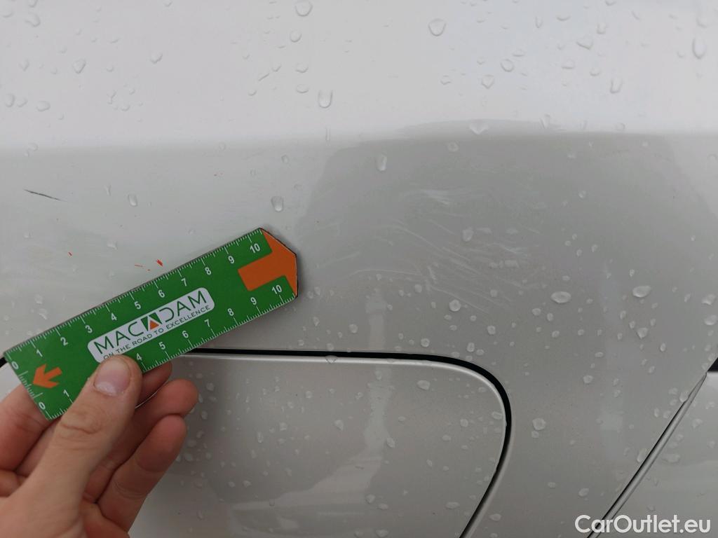  Peugeot  2008 PEUGEOT  / 2019 / 5P / todoterreno Active Pack Puretech 100 S&S BVM6 #19