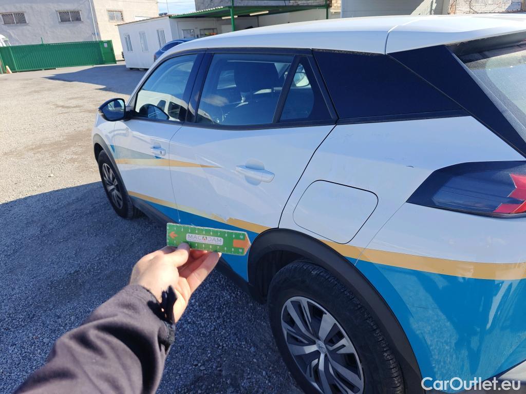  Peugeot  2008 PEUGEOT  / 2019 / 5P / todoterreno Active Puretech 100 S&S BVM6 #9