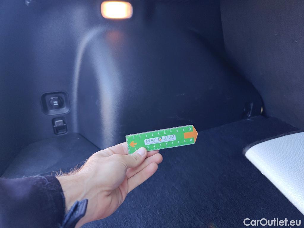  KIA  Sportage KIA  / 2022 / 5P / todoterreno 1.6 T-GDi 110kW (150CV) Drive 4x2 #14