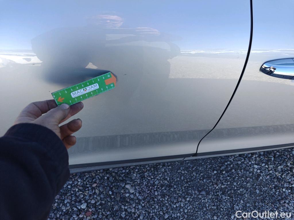  KIA  Niro KIA  / 2019 / 5P / crossover 1.6 GDi HEV 104kW (141CV) Drive #16