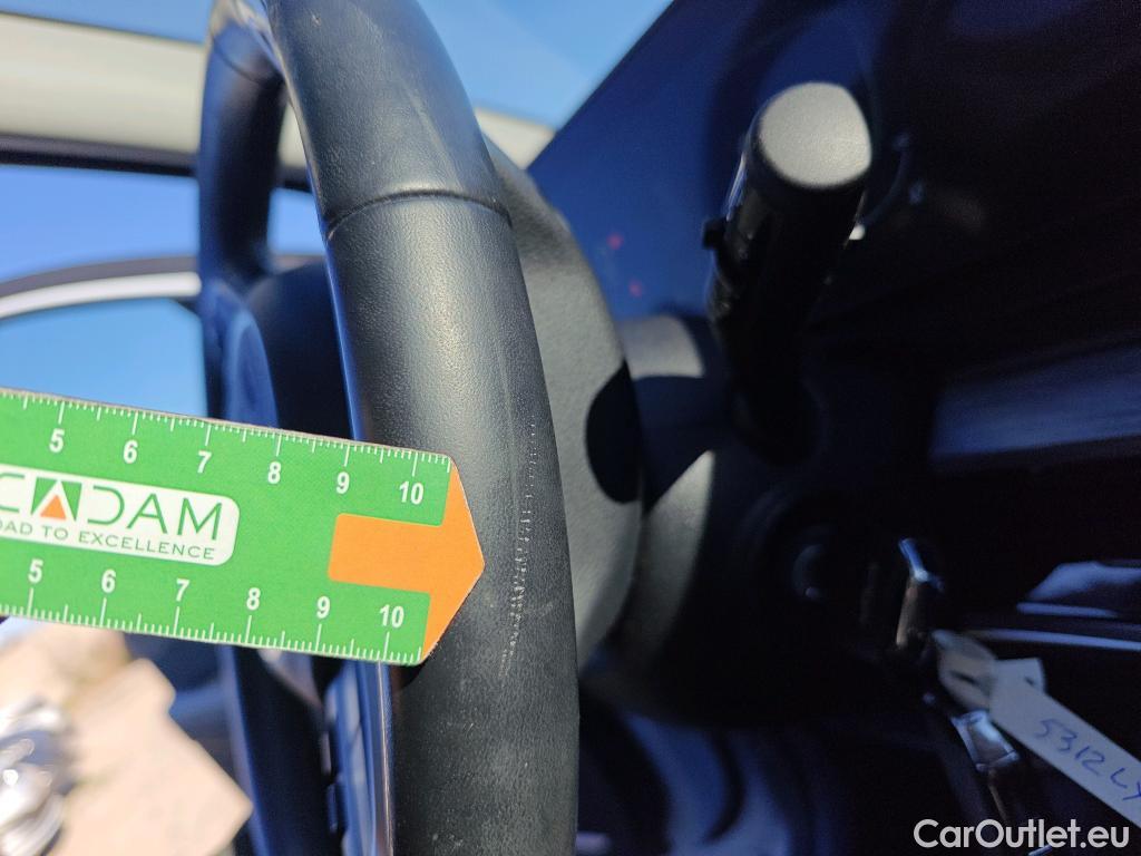  KIA  Sportage KIA  / 2022 / 5P / todoterreno 1.6 T-GDi 110kW (150CV) Drive 4x2 #21