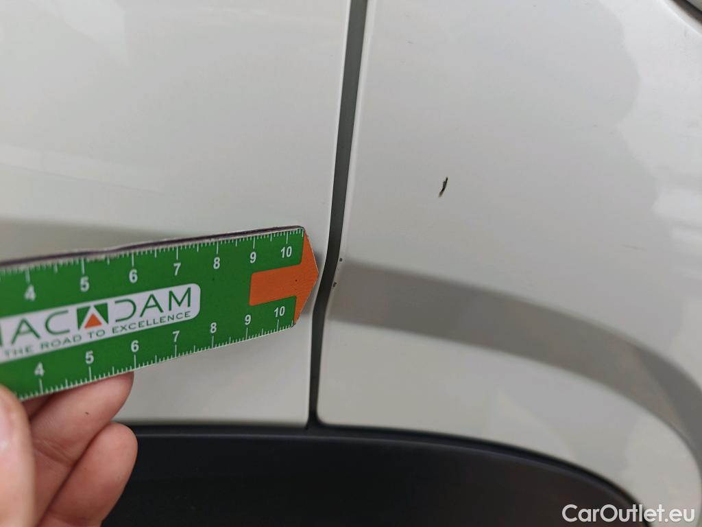  Nissan  Qashqai NISSAN  / 2021 / 5P / todoterreno DIG-T 116kW (158CV) mHEV Xtronic Acenta (AC2) #31