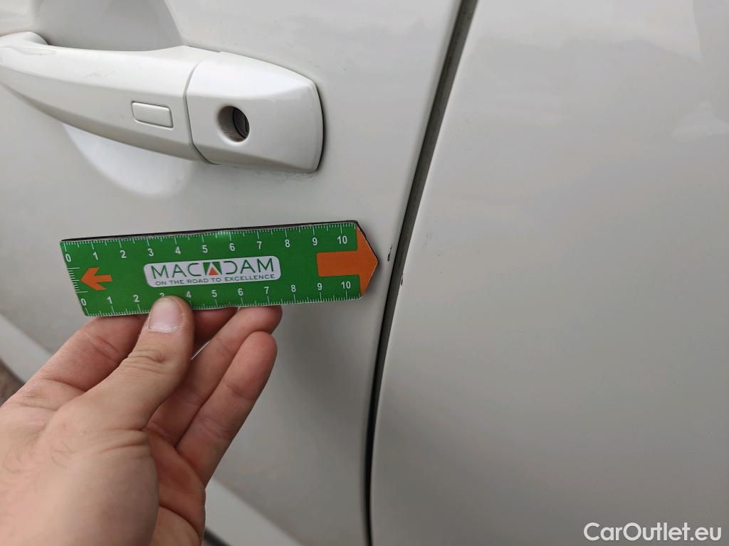  Nissan  Qashqai NISSAN  / 2021 / 5P / todoterreno DIG-T 116kW (158CV) mHEV Xtronic Acenta (AC2) #29