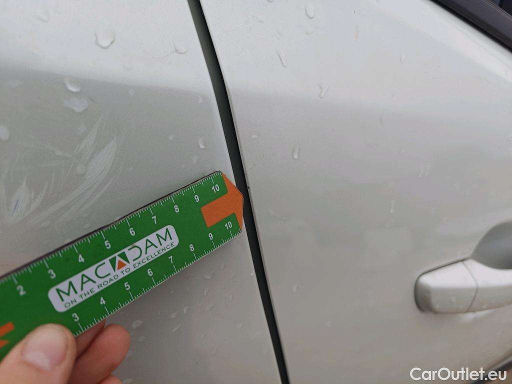  Peugeot  2008 PEUGEOT  / 2019 / 5P / todoterreno Active Pack Puretech 100 S&S BVM6 #39