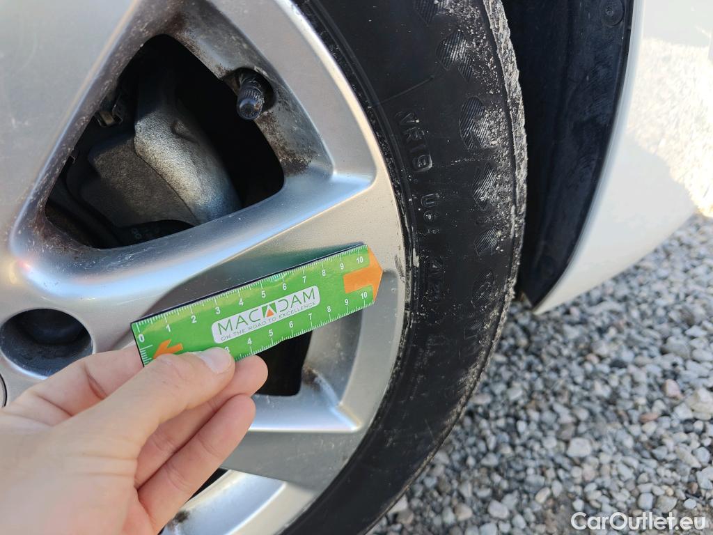  Opel  Corsa OPEL  / 2019 / 5P / berlina con portón 1.2 XEL 55kW (75CV) Edition #21