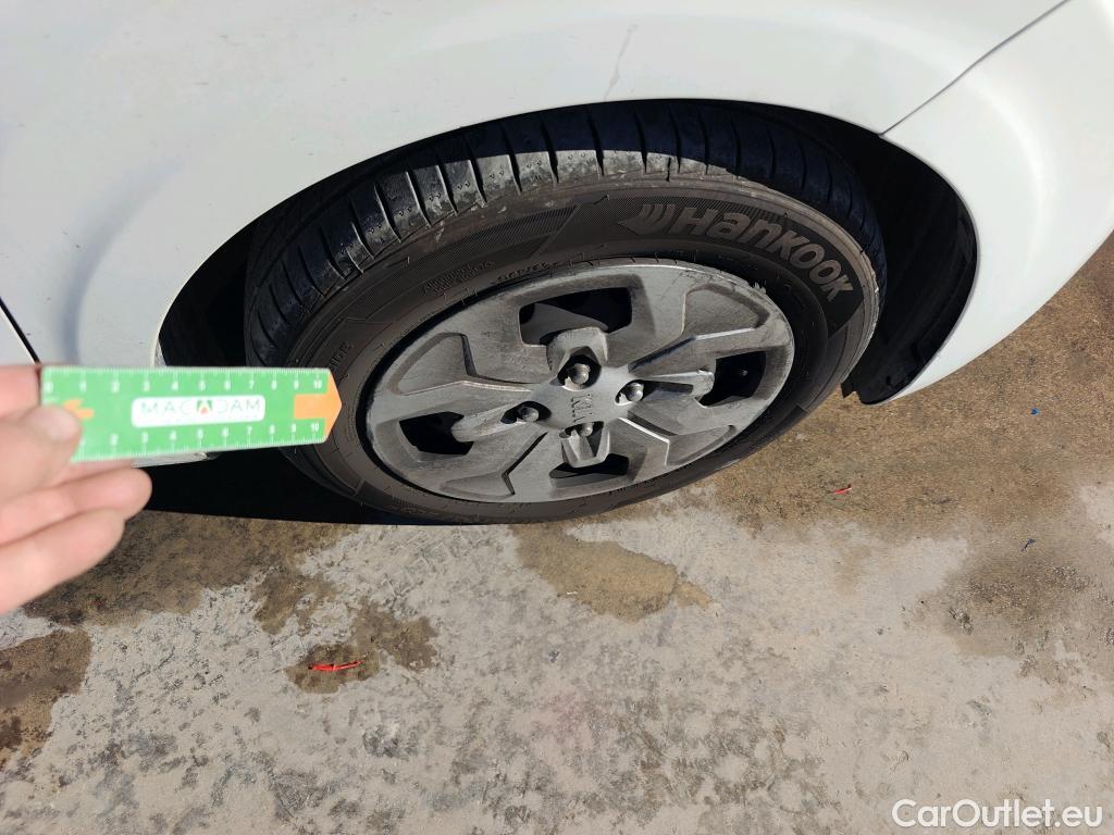  KIA  Picanto KIA  / 2017 / 5P / berlina con portón 1.0 CVVT 49kW (67CV) Concept #20