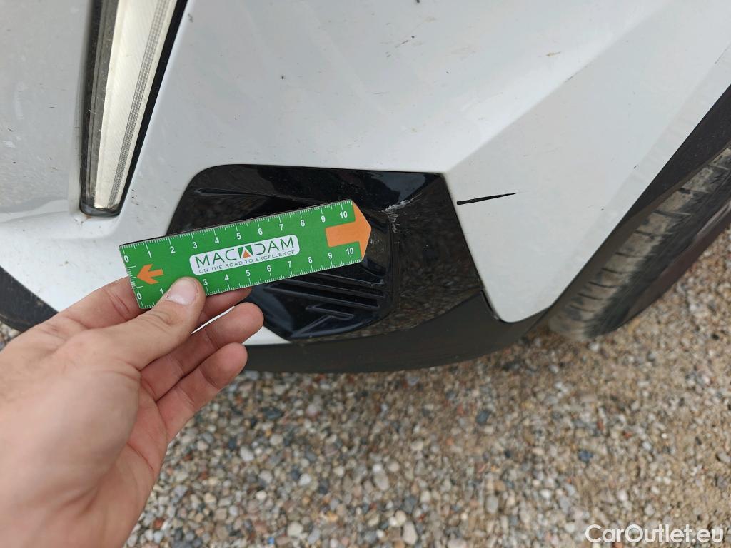  Peugeot  2008 PEUGEOT  / 2019 / 5P / todoterreno Active BlueHDI 81kW (110CV) #39