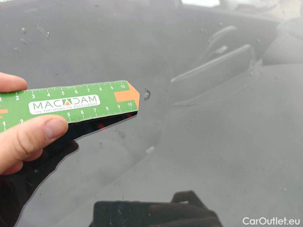  Peugeot  2008 PEUGEOT  / 2019 / 5P / todoterreno Active Pack Puretech 100 S&S BVM6 #2