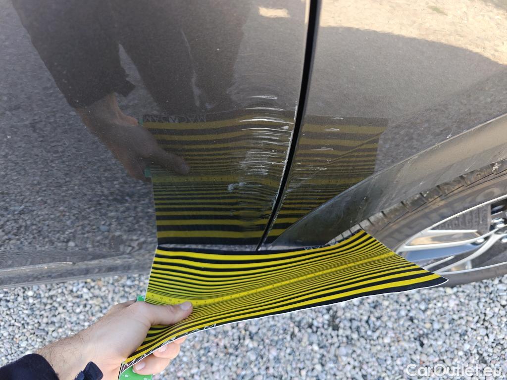  KIA  Niro KIA  / 2019 / 5P / crossover 1.6 GDi HEV 104kW (141CV) Drive #2