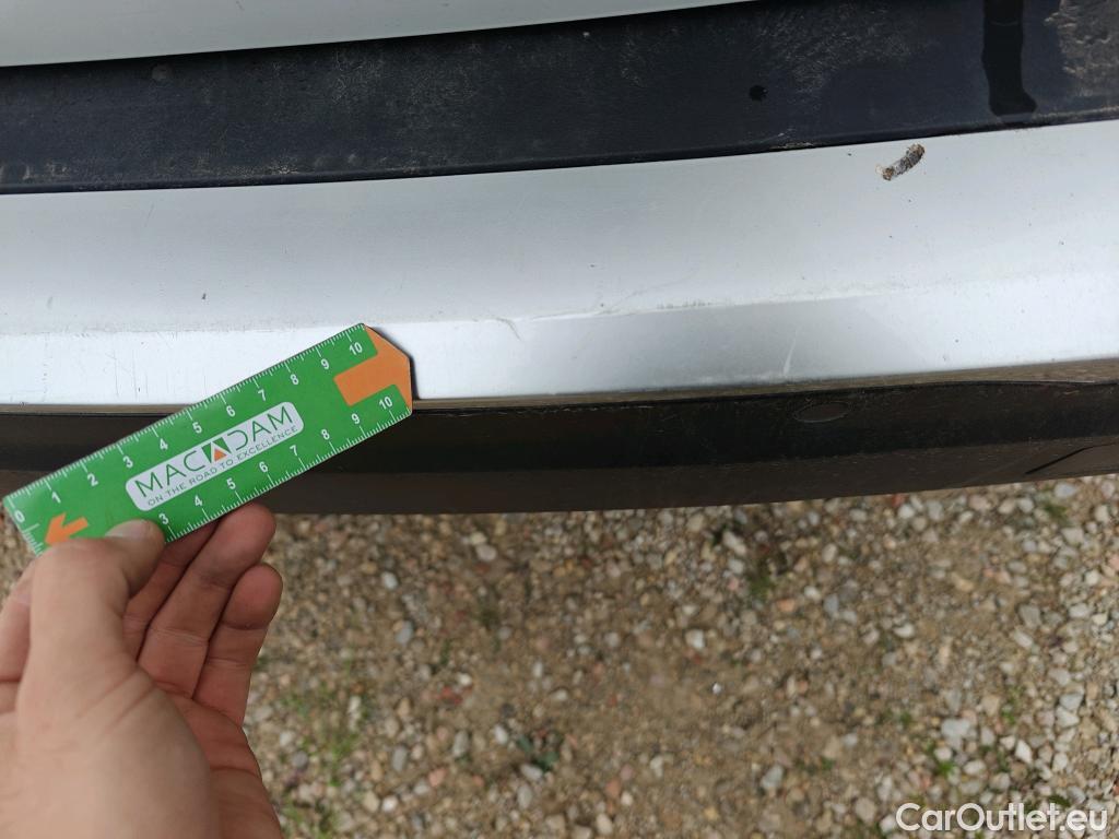  Peugeot  2008 PEUGEOT  / 2019 / 5P / todoterreno Active BlueHDI 81kW (110CV) #42