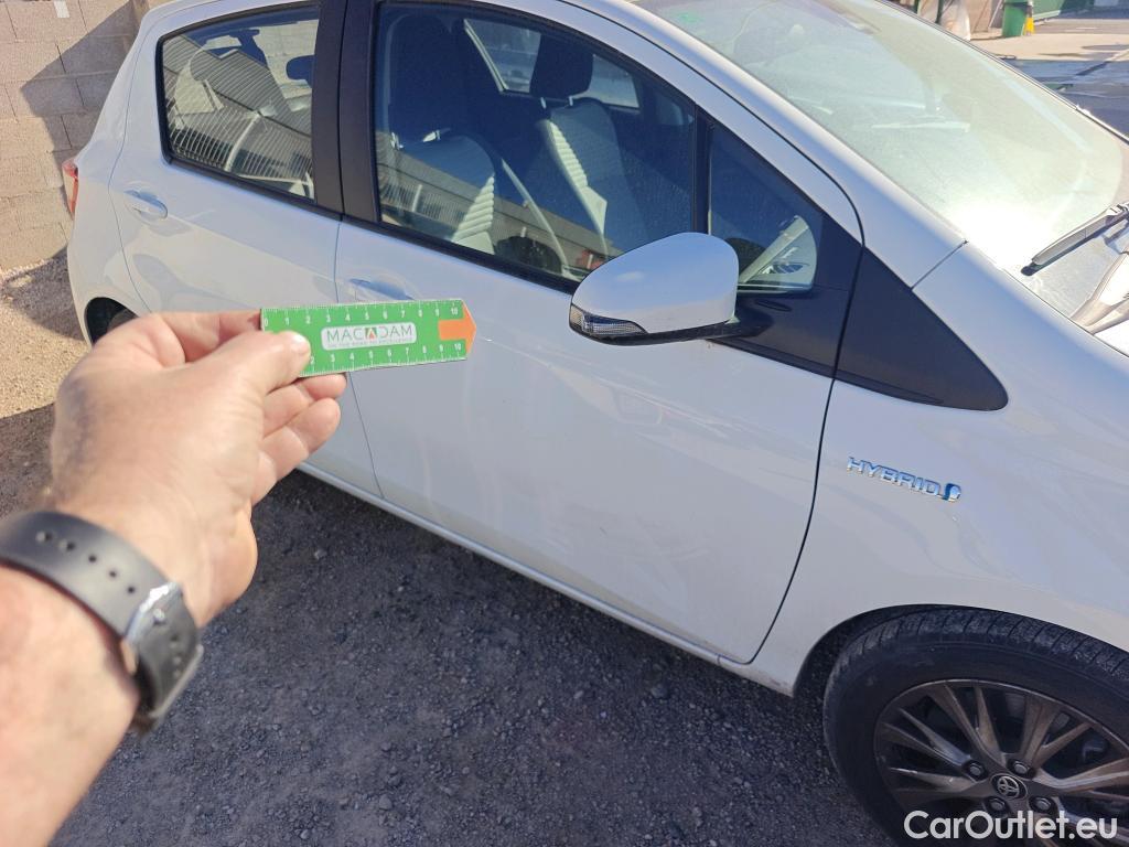  Toyota  Yaris TOYOTA  / 2017 / 5P / berlina con portón 1.5 100H Active Tech #7