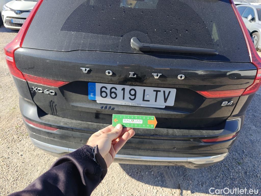  Volvo  XC60 VOLVO  / 2017 / 5P / todoterreno 2.0 B4 D Inscription Auto #1