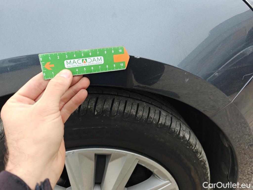  Renault  Megane RENAULT Mégane / 2020 / 5P / familiar S.T. Business Blue dCi 85 kW (115CV) -SS #29