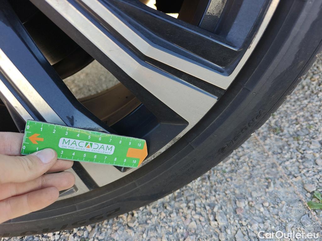  Volvo  XC60 VOLVO  / 2017 / 5P / todoterreno 2.0 B4 D Inscription Auto #7