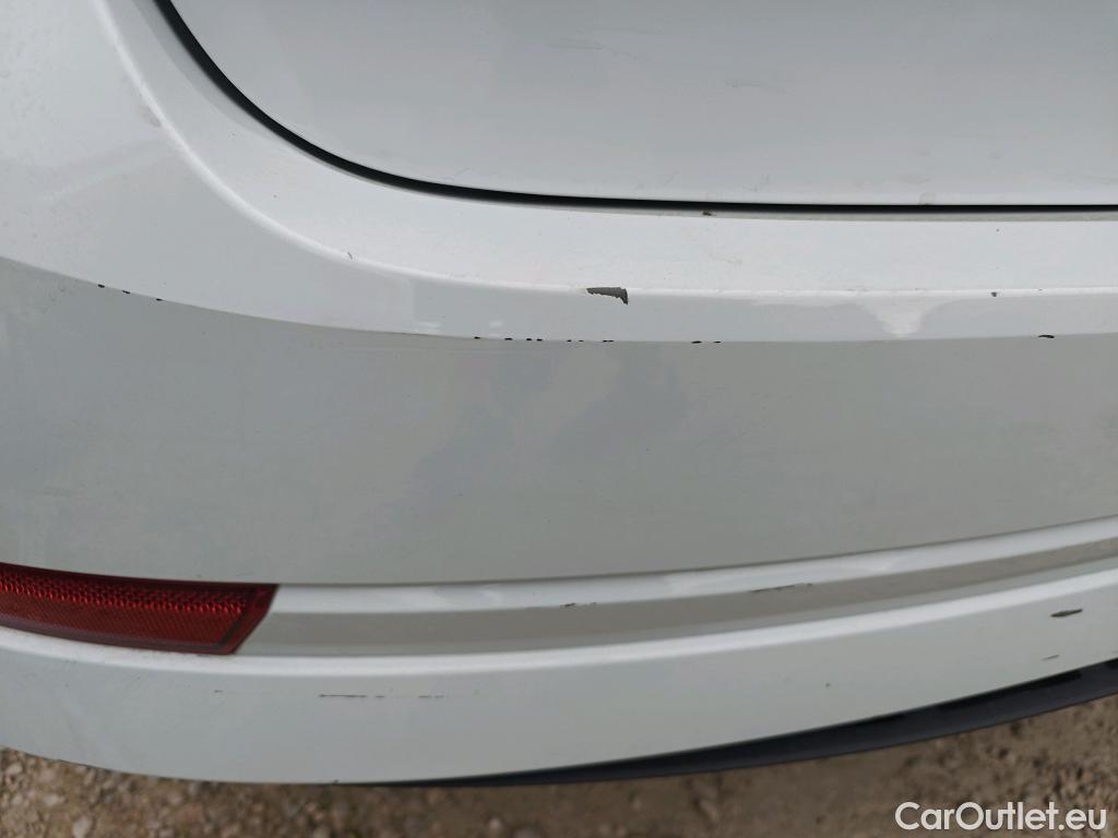  Skoda  Octavia SKODA  / 2020 / 5P / familiar Combi 1.0 TSI 81kW(110CV) DSG mHEV Ambi. #31